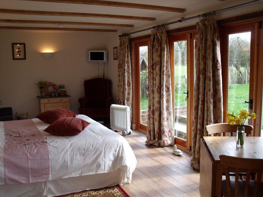Wilderness B&B 3 Self Contained Rooms Nr Sissinghurst Headcorn Exteriör bild