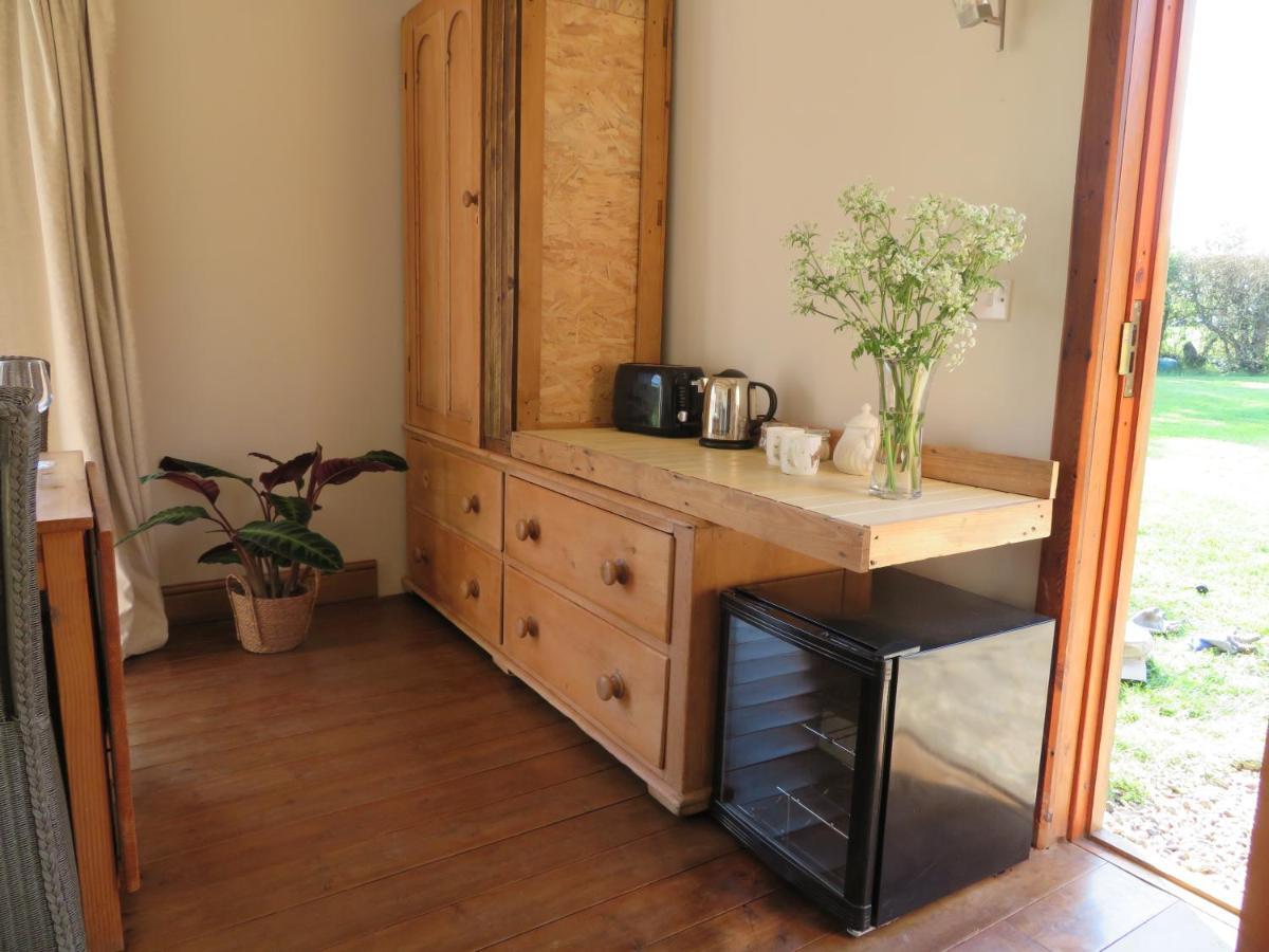Wilderness B&B 3 Self Contained Rooms Nr Sissinghurst Headcorn Exteriör bild